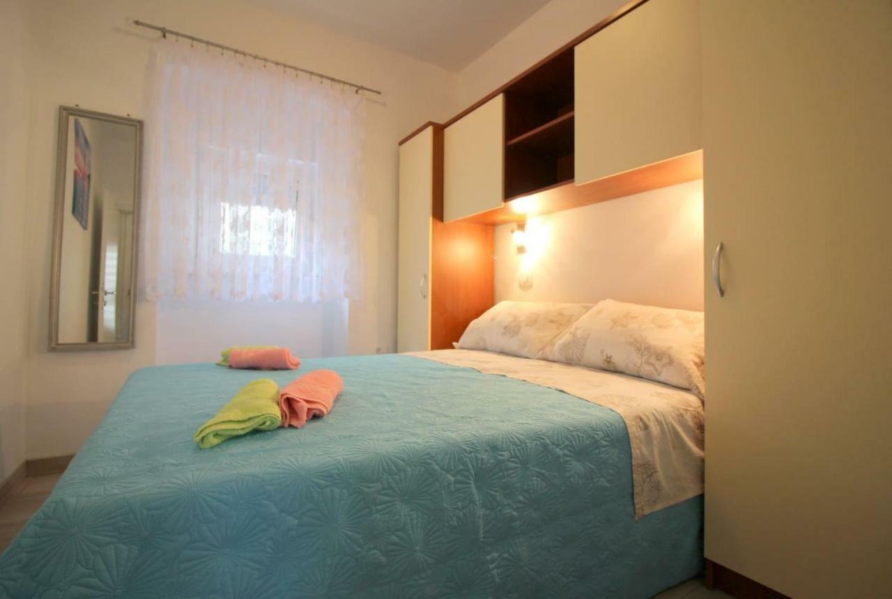 Apartment Noemi In City Center Poreč Zewnętrze zdjęcie
