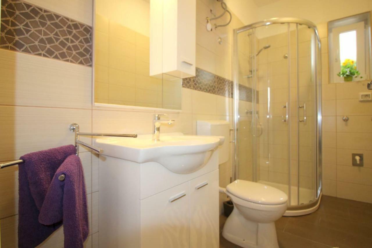 Apartment Noemi In City Center Poreč Zewnętrze zdjęcie